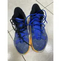 在飛比找蝦皮購物優惠-Nike kyrie 籃球鞋 US10