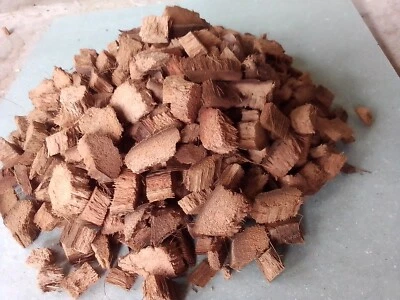 Natural Clean Organic Dry Coconut Husk Fiber Coir Coco Chips Growing medium Orc