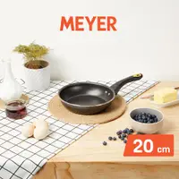 在飛比找PChome24h購物優惠-【MEYER 美亞】耐磨輕量不沾鍋 20CM平底鍋 - NE