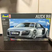 Unassembled Revell Audi R8 Plastic Model Audio Level 1/24 Car