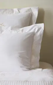 [Laila Gohar x VIS-A-VIS Paris] Queen/Standard Pillow Cases "Flocon"