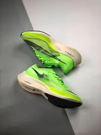 在飛比找Yahoo!奇摩拍賣優惠-Nike Zoom X Vaporfly Next% 螢光綠