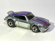 Hot Wheels “CUSTOM MADE” 1974 Porsche Carrera P-911 Polished Chrome