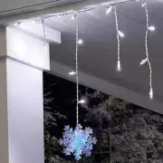 Home Accents Holiday 70 LED Cool White Dome Icicle With 5 3D Snowflakes Lights
