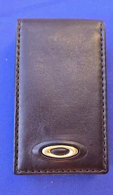 NEW Oakley Brown Leather Snap Fold Y2K iPod Case Holder Business Metal Logo Card