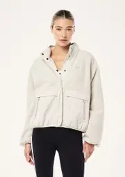 TECHNIQUE QUILT JACKET IN CLOUD, M
