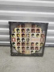 Vandor 2009 The Beatles Faces Wall Clock (Hard Day's Night) Battery Powered