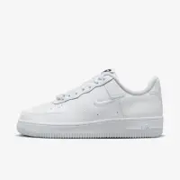 在飛比找momo購物網優惠-【NIKE 耐吉】W Air Force 1 07 SE 女