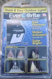 EverBrite Motion-Activated Solar Power LED Light As Seen On TV New