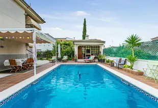卡拉費利 1 房公寓飯店 - 附私人游泳池及無線上網及專屬花園