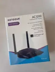 Netgear AC1200 R6120 Dual Band WiFi Router