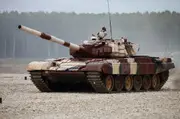 Trumpeter 1/35 Russian T-72B1 MBT (w/kontakt-1 reactive amor) Plastic Model Kit