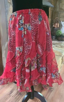 Lucky & Coco Animal Print Floral Stretchy Skirt Sz L Red Ruffles Boho Resort NWT