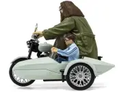 Motorcycle and Sidecar Light Green with Harry and Hagrid Figures "Harry Potter a