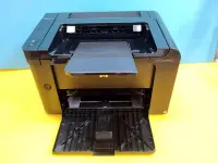 在飛比找Yahoo!奇摩拍賣優惠-(保固半年）HP LaserJet P1606dn　雷射印表