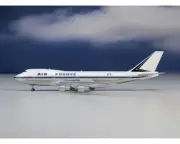 Phoenix 11921 Air France Boeing 747-100 F-BPVC Diecast 1/400 Jet Model Airplane