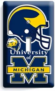 UNIVERSITY of MICHIGAN FOOTBALL TEAM 1 GANG LIGHT SWITCH WALL PLATE MAN CAVE ART