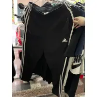 在飛比找蝦皮購物優惠-Adidas 三線長褲 尺寸S