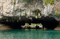 在飛比找雄獅旅遊優惠-旅展優惠｜北越雙龍灣、河內漫遊、下龍灣日遊船SeaOctop