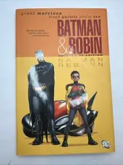 Batman and Robin Vol. 1 : Batman Reborn Hardcover Grant Morrison