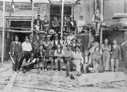 Ballarat Victoria 1920 - A building site with a group of builders Old Photo
