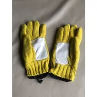 在飛比找蝦皮購物優惠-保證全新正品 Moncler 黃色 多材質 防寒 手套 義大