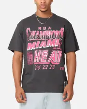 [MITCHELL & NESS] Mitchell & Ness Miami Heat Championship Neon T-shirt Overdyed Black - Size L L Overdyed Black