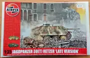 AIRFIX A1353 Jagdpanzer 38(T) Hetzer Tank "Late Version" Model Kit 1/35 NEW