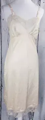 VTG Nancy King Lingerie Full Slip Dress Beige Size 32 Nylon Adjustable Style2161
