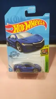 Hot Wheels '17 Acura NSX HW Exotics #9/10 Blue Diecast 1:64 Scale