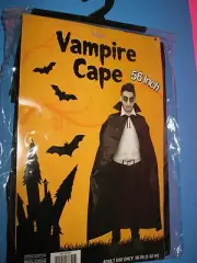 VAMPIRE CAPE 56 INCH NEW HALLOWEEN