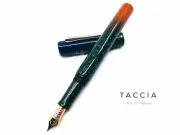 Taccia Hyakko-Hisho Raden Ebonite Makie Sunrise 14K Fountain Pen