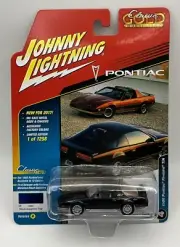 2017 Johnny Lightning Classic Gold Collection 1986 Pontiac Firebird T/A