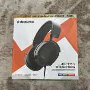 SteelSeries Arctis 3 Stereo Gaming Headset PS4/XBOX/SWITCH-W/Mic- 61511 - Black