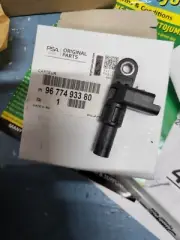 GENUINE NEW VAUXHALL PEUGEOT CITREON 1.5 D CAM POSITION SENSOR 9677493380