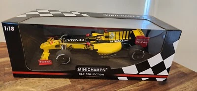 Minichamps Renault F1 Showcar 2010 Robert Kubica