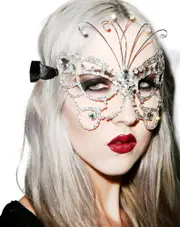 Dazzling Butterfly Rhinestone Mask