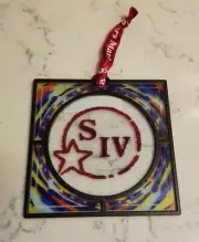 Makers Mark Bourbon acrylic stained glass hanging ornament ribbon booklet 2019