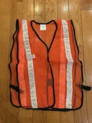 IRONWEAR+SAFETY VEST+REFLECTIVE+LIGHT WEIGHT+MESH FABRIC+SIZE OSFA+BREAKAWAY