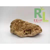 在飛比找蝦皮購物優惠-崎嶇山型 觀賞石 奇石 盆栽造景 台灣雅石 石英 640g 