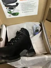 NEW Hytest Xergy 6”hiker K22470 size men’s 11 NIB Nano tech toe