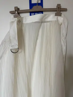 Brunello Cucinelli 現貨白色紗裙長裙。搭配