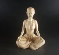 在飛比找Yahoo!奇摩拍賣優惠-瑜伽美女 ~ 黃楊木雕   擺件 H3900