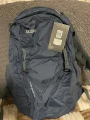 NEW CamelBak Cloud Walker 18 Hydration Pack -Blue, 2.5L Reservoir, Outdoor Ready