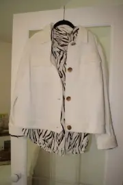 Chicos Cropped Patch Pocket Jacket with Silky Soft Pocket Utility Shirt NEW