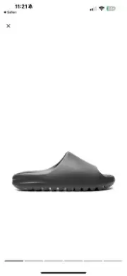 Yeezy Slide Dark Onyx Size 7 - New