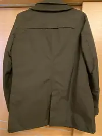 在飛比找Yahoo!奇摩拍賣優惠-J.LINDEBERG 風衣外套