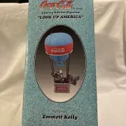 Coca-Cola Limited Edition Emmett Kelly in Coke Ballon "Look Up America"