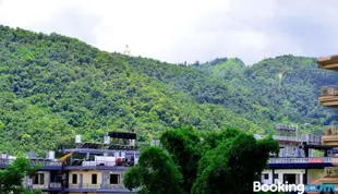 湖濱旅館酒店