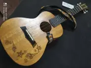 Berkeley Inlay Engrave 27" Solid wood Ukulele with Speanch style Stripe